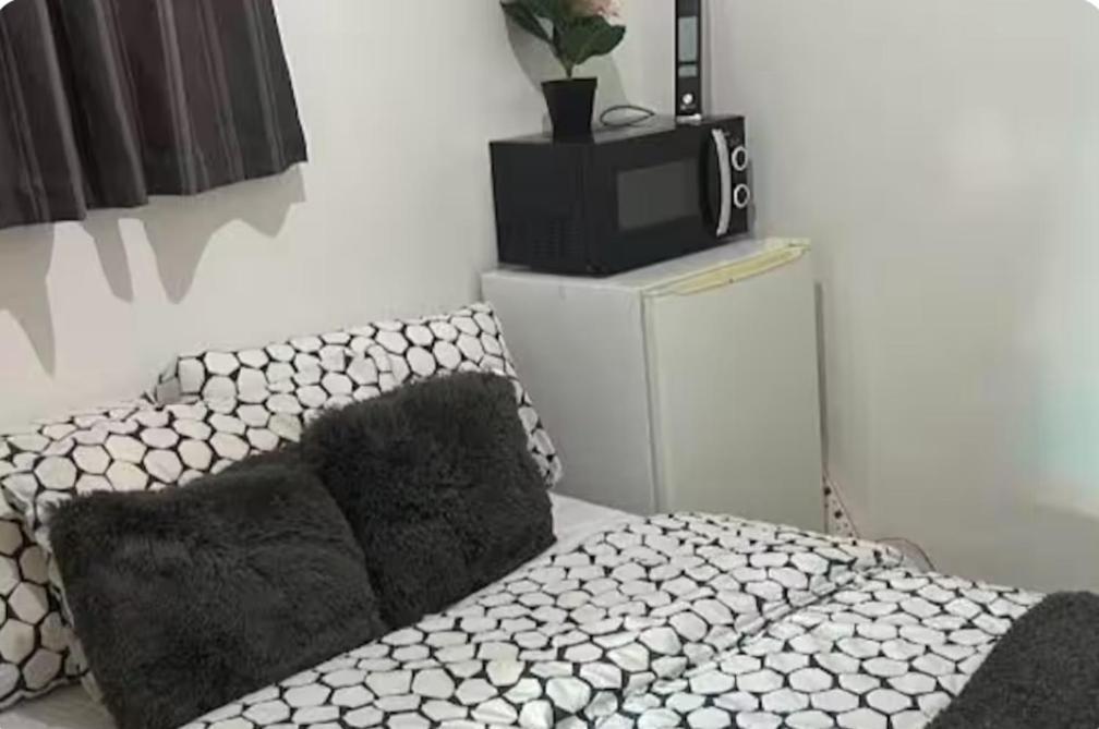 Pensión Flat With Private Entrance *
