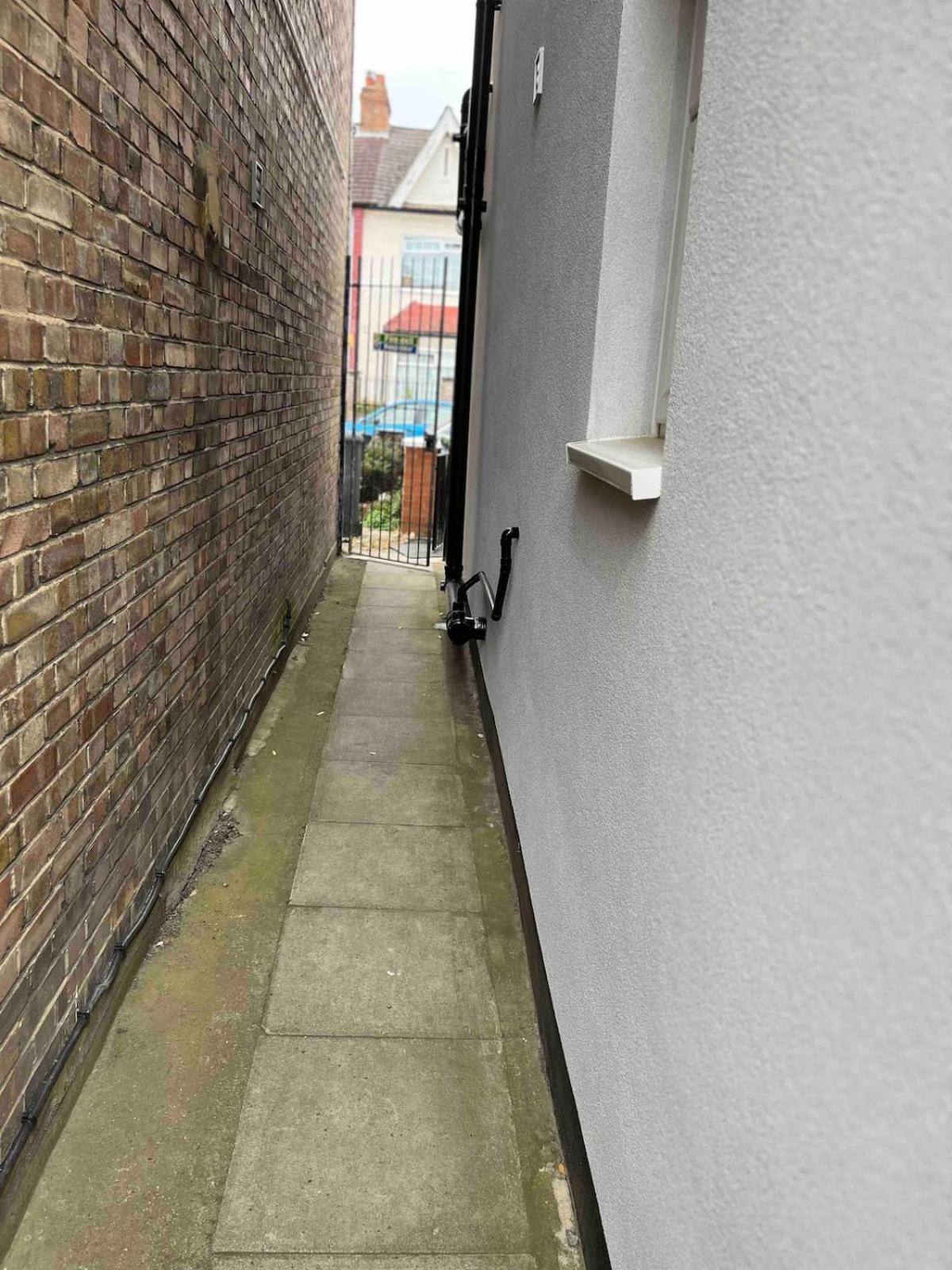 Pensión Flat With Private Entrance Londres